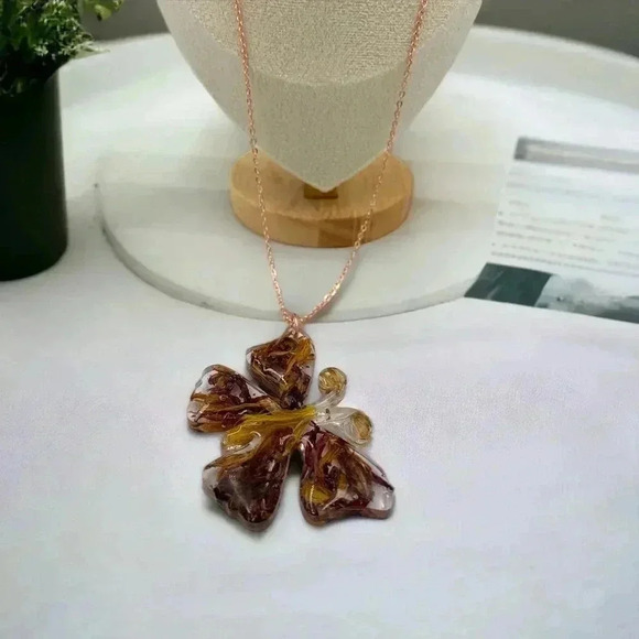 Bespoke Butterfly Tiger Lily Resin Statement Necklace Rose Gold Oval Link Chain - Picture 1 of 6